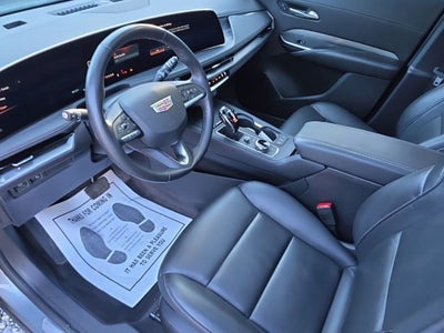 2025 Cadillac XT4 Premium Luxury