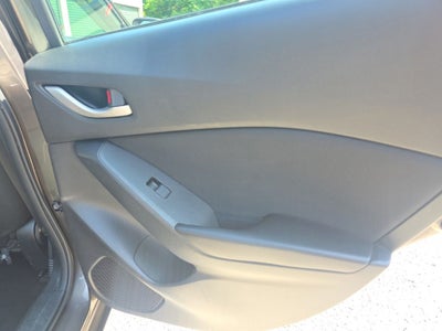 2015 Mazda Mazda3 i Sport