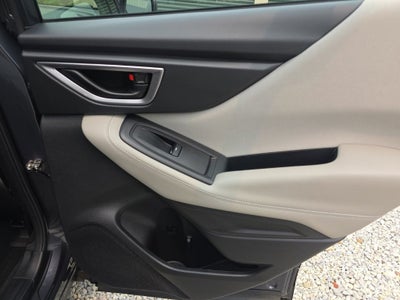 2023 Subaru Forester Base