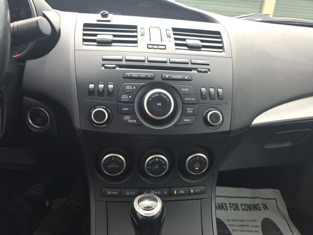 2013 Mazda Mazda3 i Touring