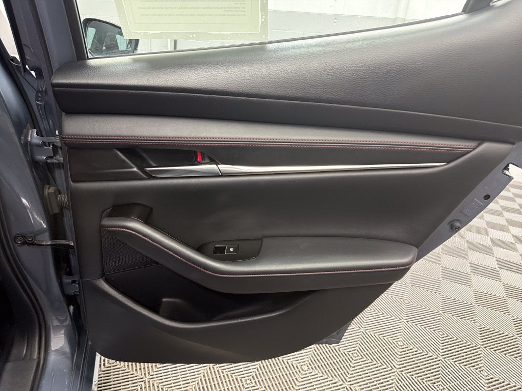 2023 Mazda Mazda3 2.5 S Carbon Edition