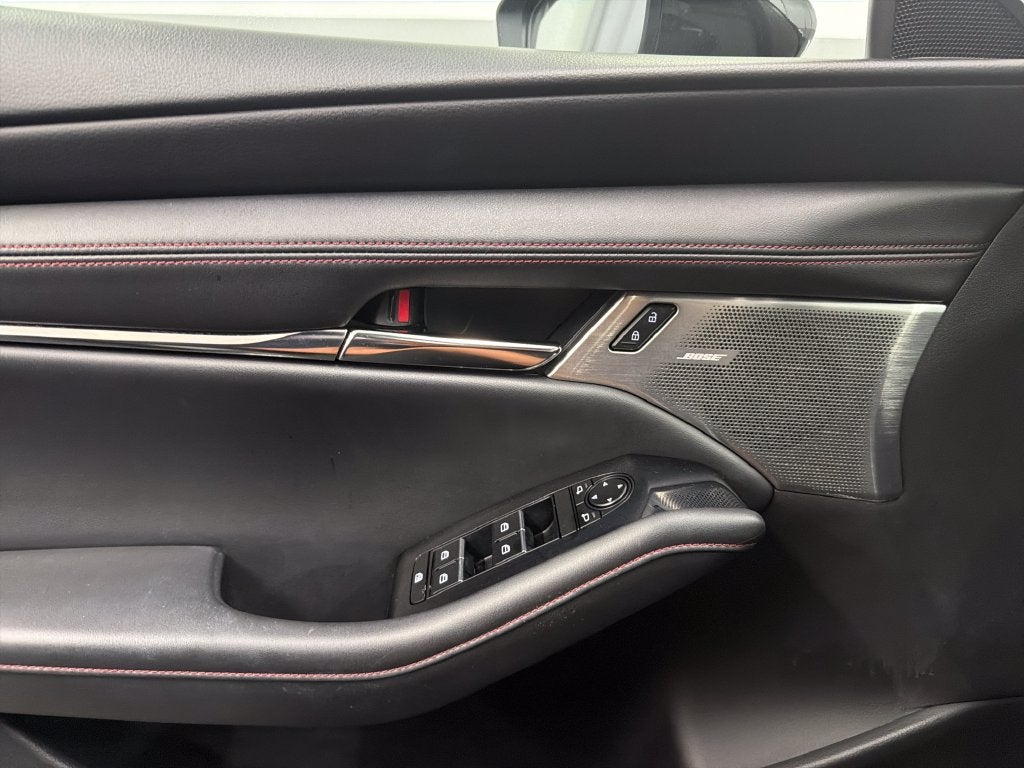 2023 Mazda Mazda3 2.5 S Carbon Edition