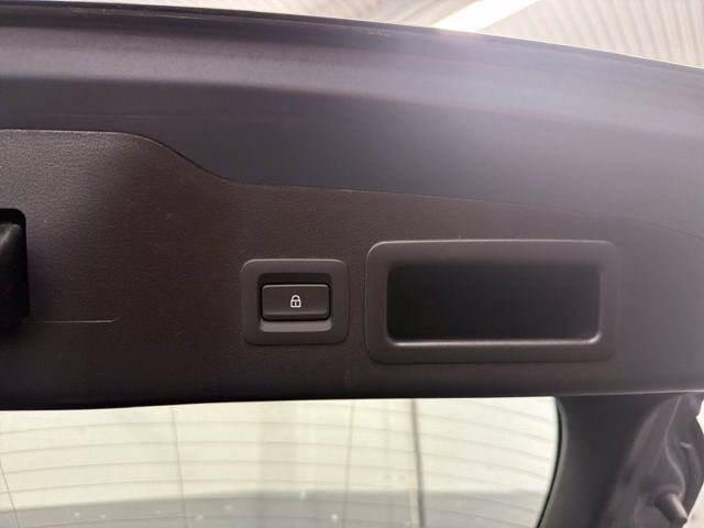 2023 Mazda Mazda3 2.5 S Carbon Edition