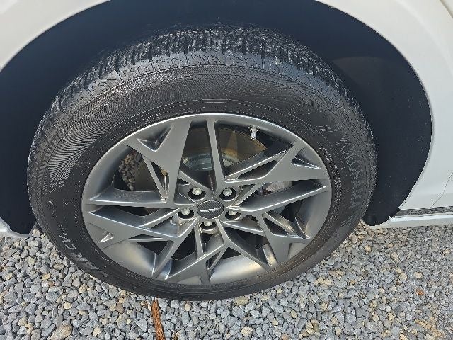 2022 Genesis GV70 2.5T