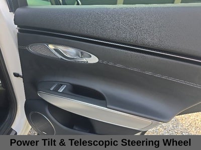 2022 Genesis GV70 2.5T