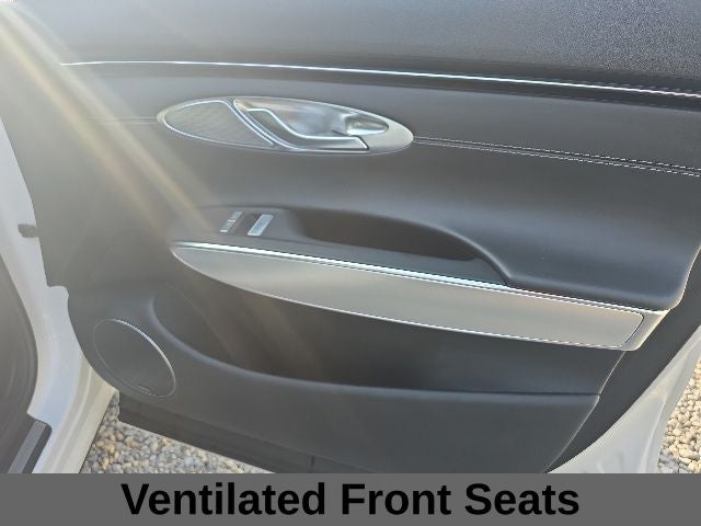 2022 Genesis GV70 2.5T