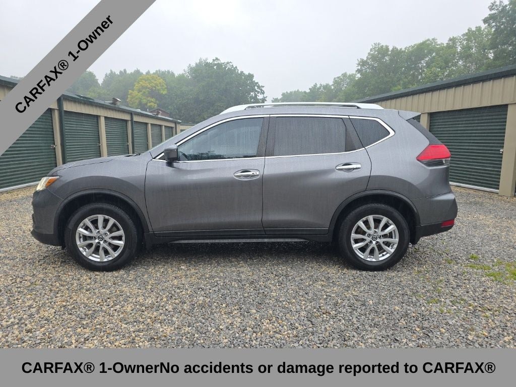 Used 2017 Nissan Rogue SV with VIN KNMAT2MV5HP601873 for sale in Kent, OH