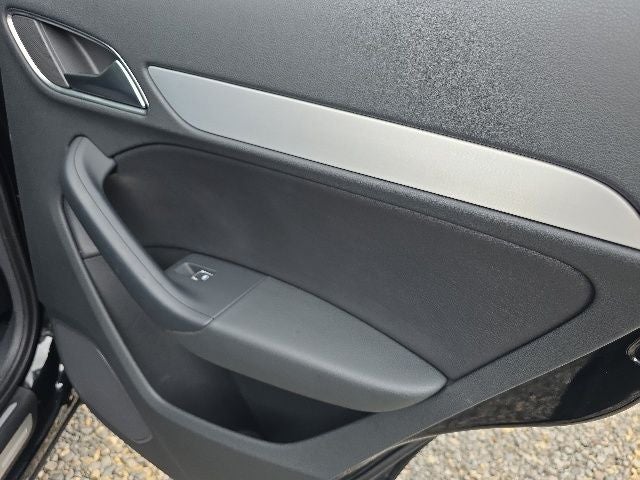 2018 Audi Q3 2.0T Premium quattro